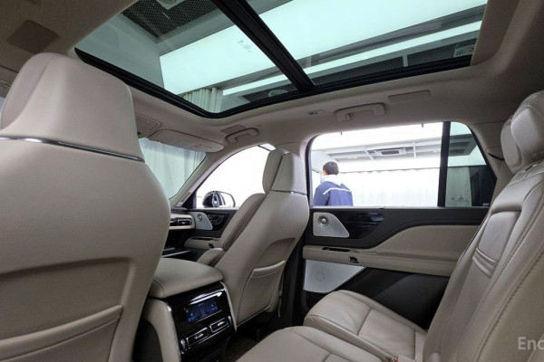 2023 Lincoln Aviator с пробегом 32 307 км