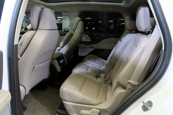 2021 Lincoln Aviator с пробегом 31 932 км