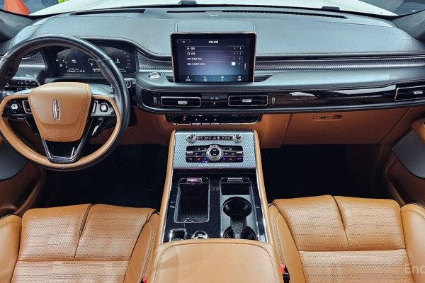 2023 Lincoln Aviator с пробегом 61 797 км