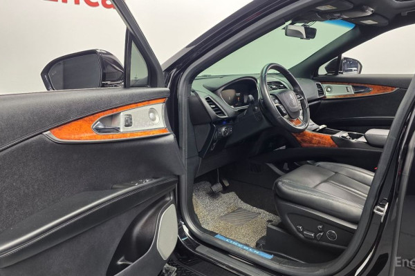 2020 Lincoln Nautilus с пробегом 34 621 км