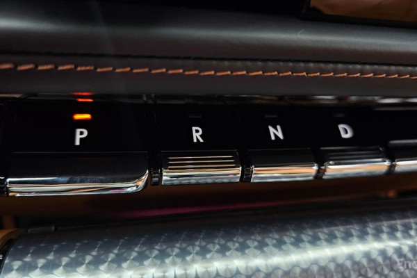 2023 Lincoln Aviator с пробегом 61 797 км