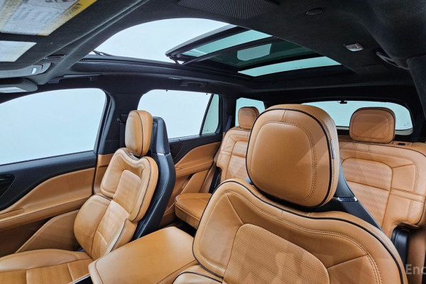 2023 Lincoln Aviator с пробегом 61 797 км