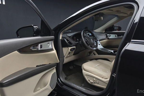 2019 Lincoln Nautilus с пробегом 98 892 км