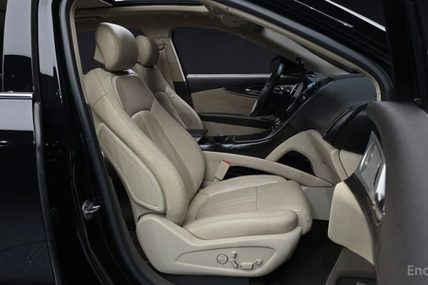 2019 Lincoln Nautilus с пробегом 98 892 км