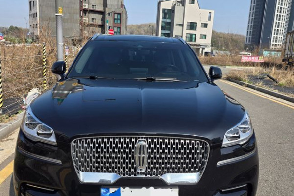 2022 Lincoln Aviator с пробегом 27 900 км