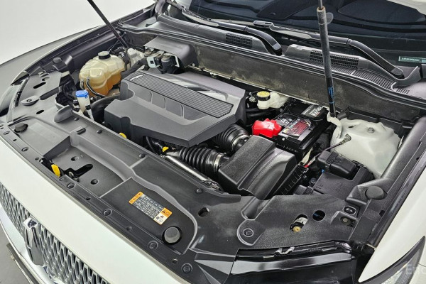 2019 Lincoln Nautilus с пробегом 147 833 км