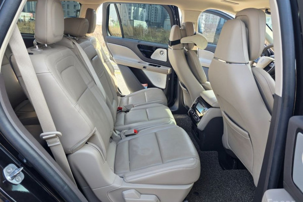 2022 Lincoln Aviator с пробегом 27 900 км