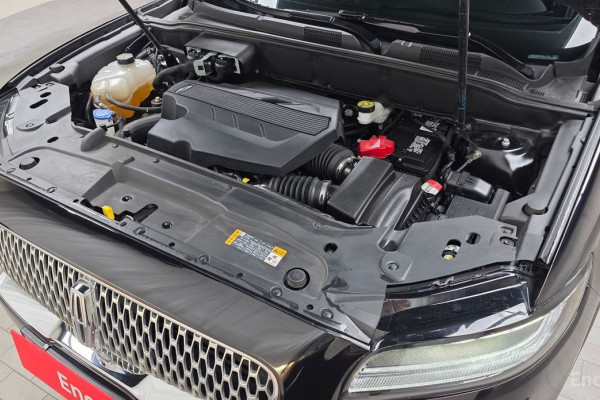 2020 Lincoln Nautilus с пробегом 67 227 км