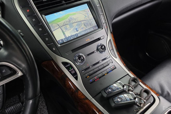 2020 Lincoln Nautilus с пробегом 67 227 км