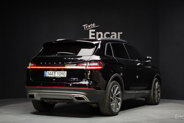 2022 Lincoln Nautilus с пробегом 73 224 км