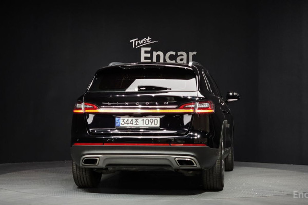 2022 Lincoln Nautilus с пробегом 73 224 км