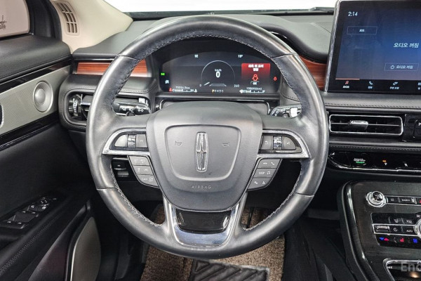 2022 Lincoln Nautilus с пробегом 73 224 км