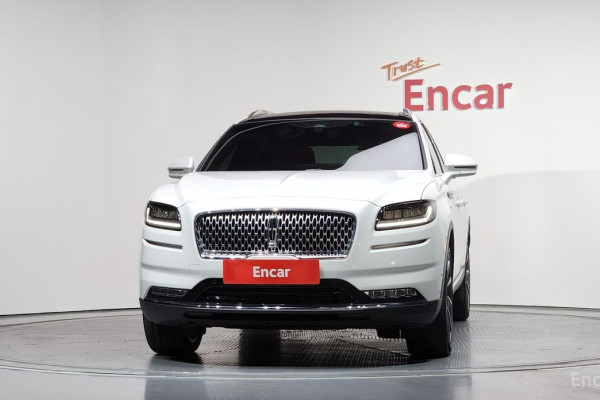 2022 Lincoln Nautilus с пробегом 21 000 км