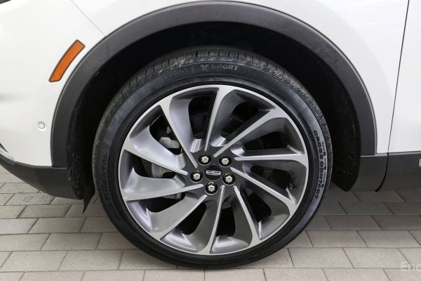 2022 Lincoln Nautilus с пробегом 21 000 км