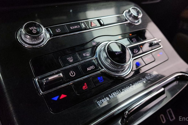 2022 Lincoln Nautilus с пробегом 21 000 км