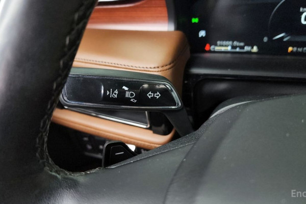 2022 Lincoln Nautilus с пробегом 21 000 км