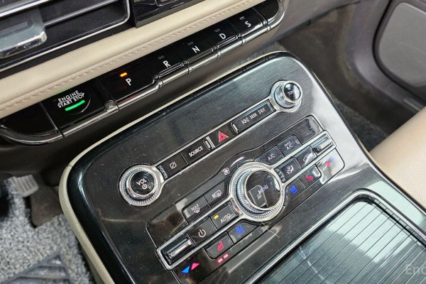 2023 Lincoln Nautilus с пробегом 86 541 км