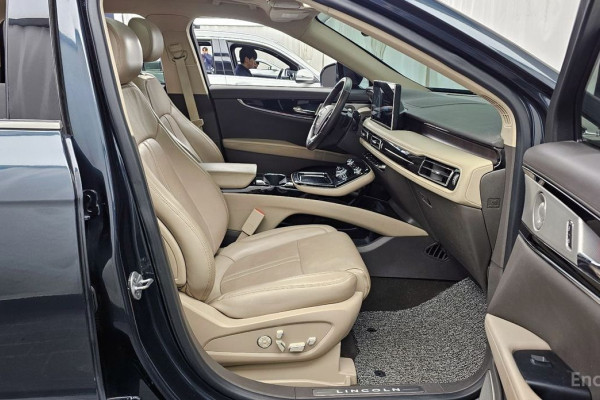 2023 Lincoln Nautilus с пробегом 86 541 км