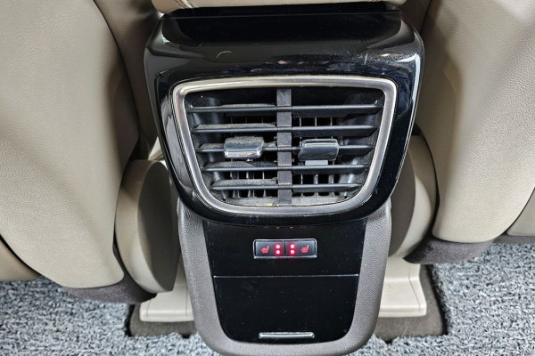 2023 Lincoln Nautilus с пробегом 86 541 км