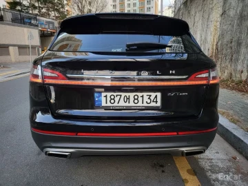 2020 Lincoln Nautilus с пробегом 80 100 км