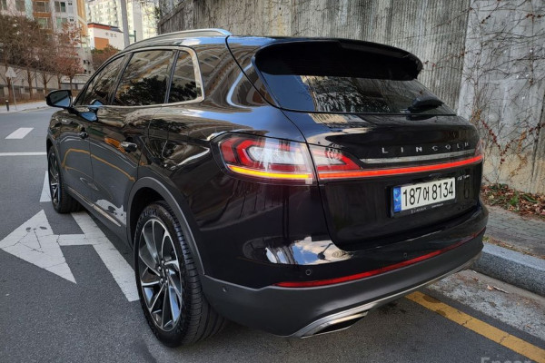 2020 Lincoln Nautilus с пробегом 80 100 км