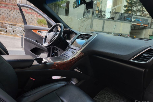 2020 Lincoln Nautilus с пробегом 80 100 км