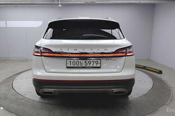 2020 Lincoln Nautilus с пробегом 53 450 км