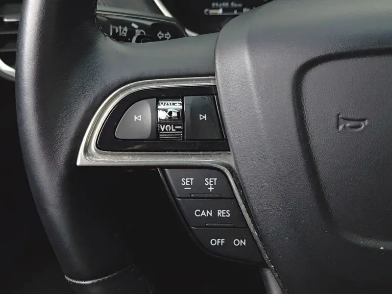 2020 Lincoln Nautilus с пробегом 53 450 км