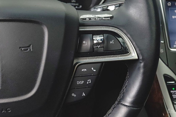 2020 Lincoln Nautilus с пробегом 53 450 км