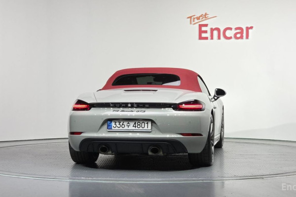 2022 Porsche Boxster с пробегом 11 445 км