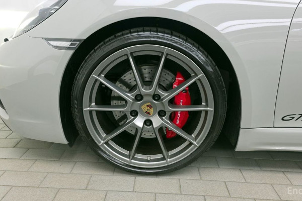 2022 Porsche Boxster с пробегом 11 445 км