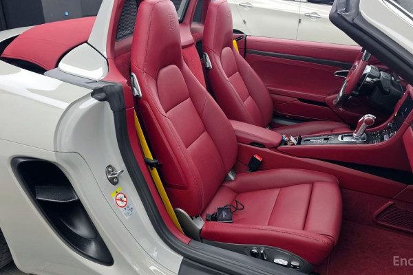 2022 Porsche Boxster с пробегом 11 445 км