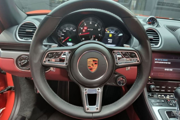 2019 Porsche Boxster с пробегом 36 983 км