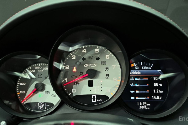 2023 Porsche Boxster с пробегом 11 751 км