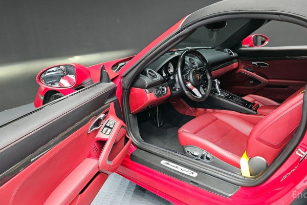 2023 Porsche Boxster с пробегом 11 751 км