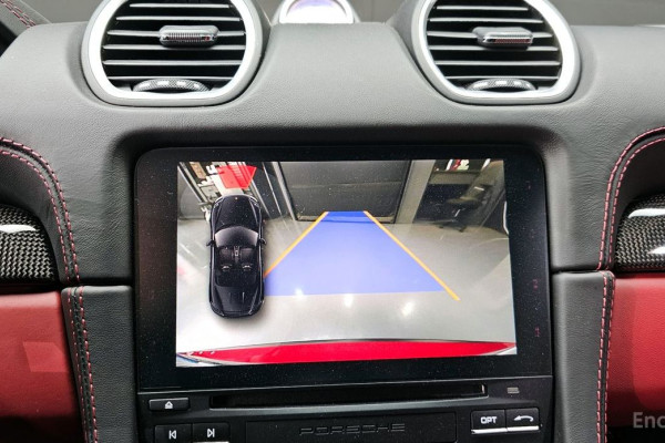 2023 Porsche Boxster с пробегом 11 751 км