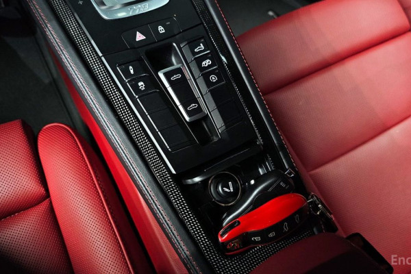 2023 Porsche Boxster с пробегом 11 751 км