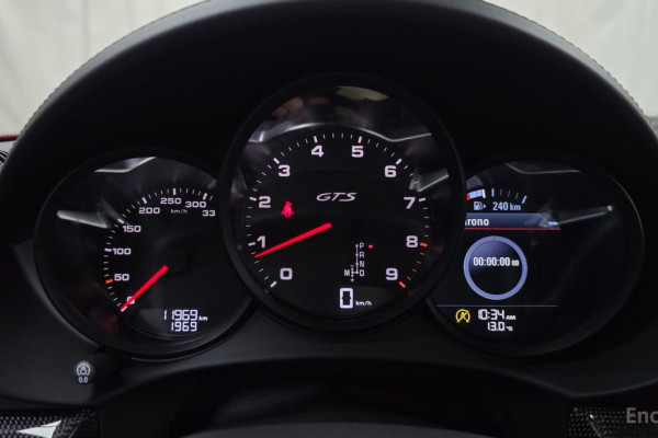 2023 Porsche Boxster с пробегом 11 969 км