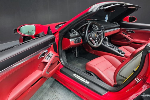 2023 Porsche Boxster с пробегом 28 848 км