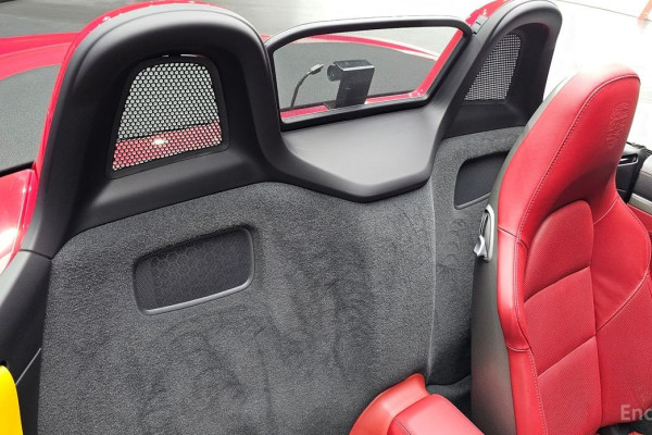 2023 Porsche Boxster с пробегом 28 848 км