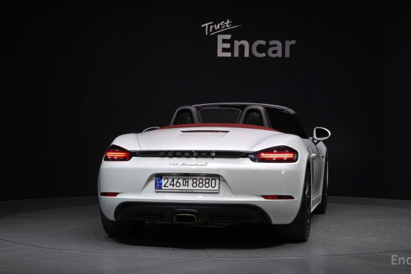 2018 Porsche Boxster с пробегом 55 378 км