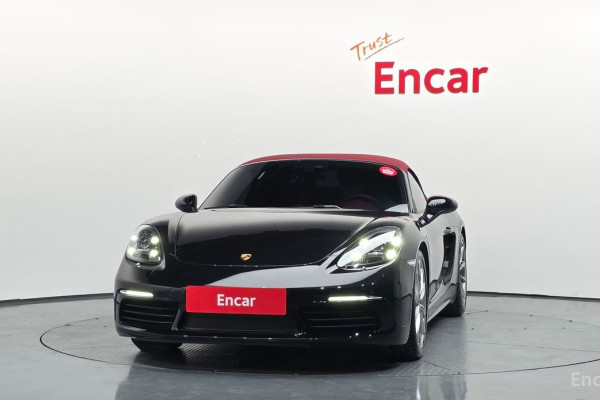 2022 Porsche Boxster с пробегом 13 711 км