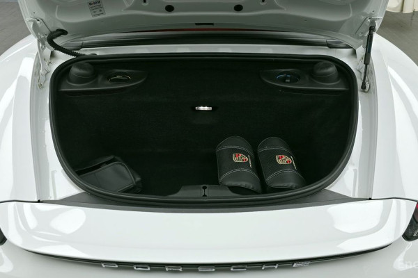 2018 Porsche Boxster с пробегом 55 378 км