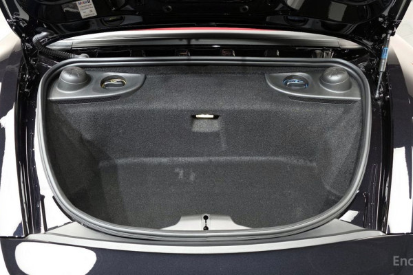 2022 Porsche Boxster с пробегом 13 711 км