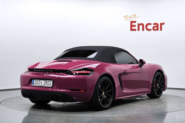 2024 Porsche Boxster с пробегом 3 747 км