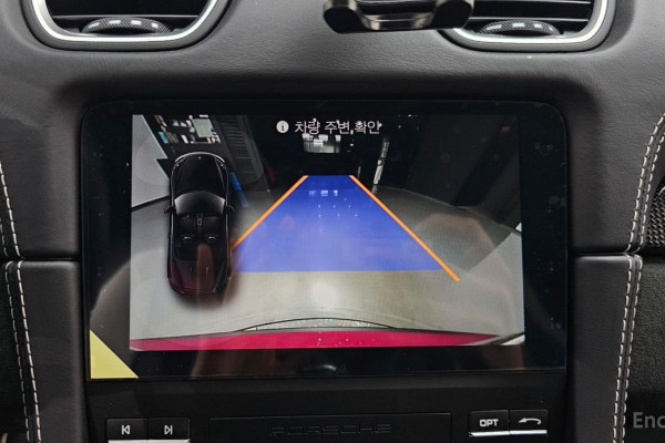 2024 Porsche Boxster с пробегом 3 747 км