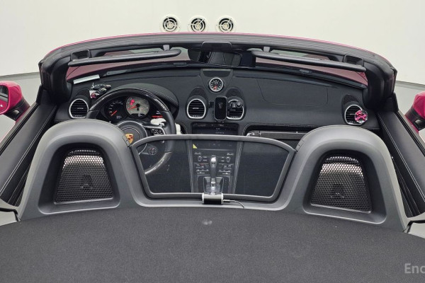 2024 Porsche Boxster с пробегом 3 747 км