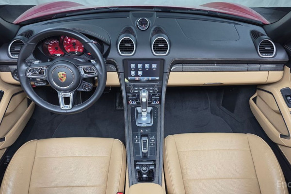 2021 Porsche Boxster с пробегом 23 028 км