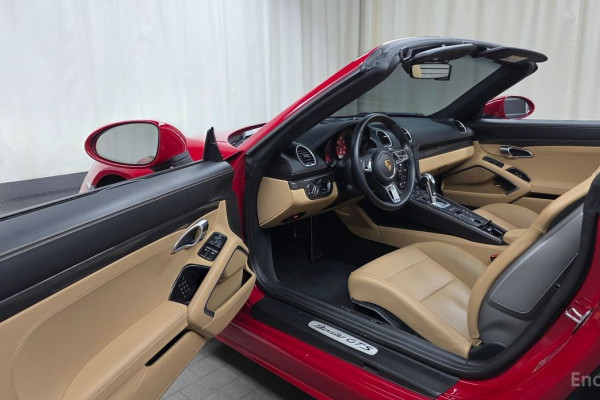 2021 Porsche Boxster с пробегом 23 028 км