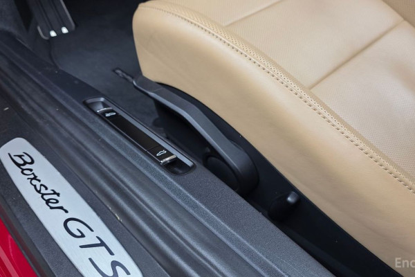 2021 Porsche Boxster с пробегом 23 028 км